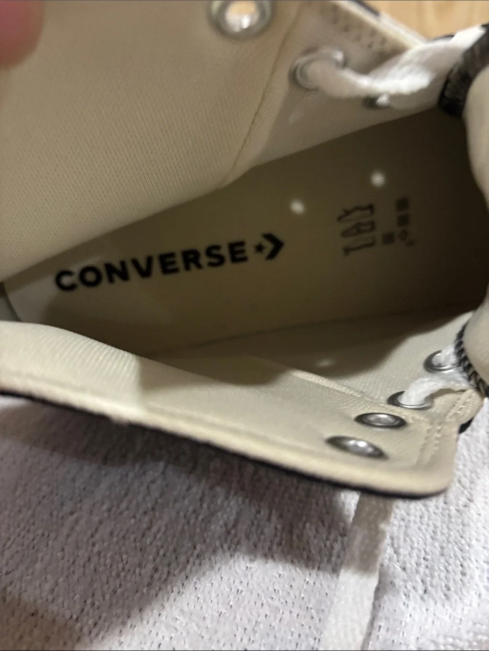 Converse chuck taylor all stars STARS men sz 9 women sz 11 brand new